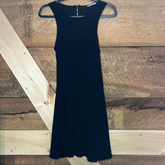 Acemi Flowy Zip up Black A-Line Dress - Women's Size Medium (Rayon/Spandex) - Picture 1 of 10